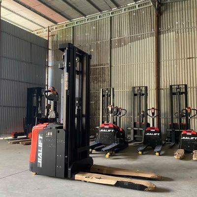 Xe nâng điện Stacker 2 Tấn CL2045GA